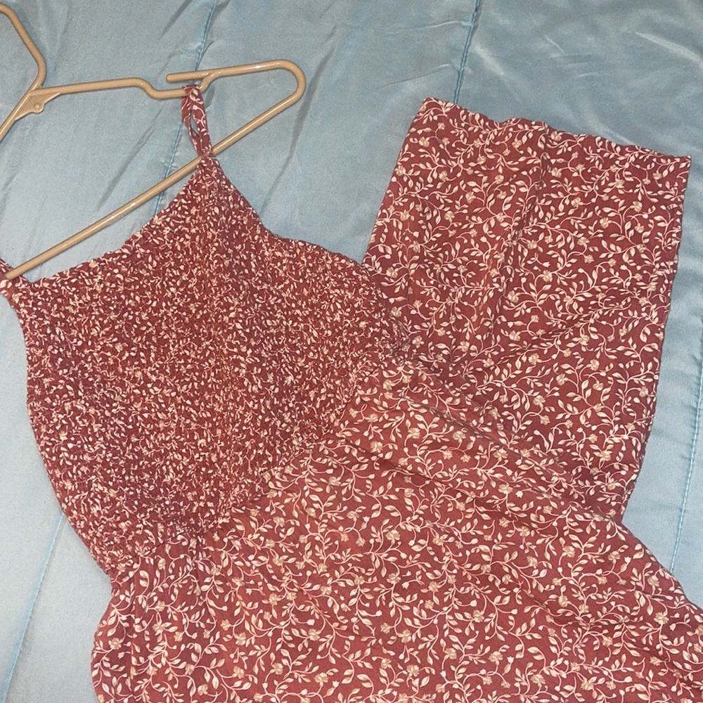 Sleeveless long jumpsuit. SIZE XS